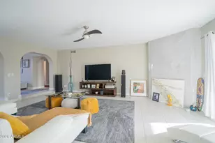 1201 E Rowlands Ln, Phoenix, AZ 85022 - Photo 18