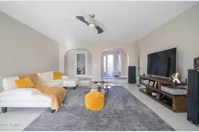 1201 E Rowlands Lane, Phoenix, AZ 85022 - Photo 16