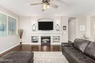 154 W Hackberry Ave, Queen Creek, AZ 85140 - Photo 2