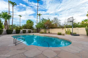 10627 N 44th Ct, Phoenix, AZ 85028 - Photo 44