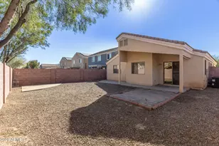 3318 W Fraktur Rd, Phoenix, AZ 85041 - Photo 32