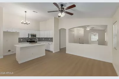3318 W Fraktur Road, Phoenix, AZ 85041 - Photo 14