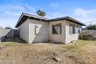 3817 W Harmont Dr, Phoenix, AZ 85051 - Photo 30