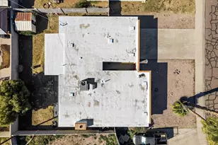 3817 W Harmont Dr, Phoenix, AZ 85051 - Photo 32