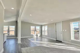 7615 E Creekside Dr, Flagstaff, AZ 86004 - Photo 4