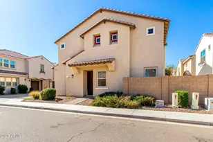 688 N Abalone Dr, Gilbert, AZ 85233 - Photo 8