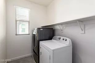 688 N Abalone Dr, Gilbert, AZ 85233 - Photo 34