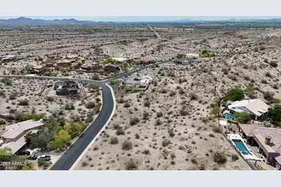 18582 W Porter Drive #94, Goodyear, AZ 85338 - Photo 4