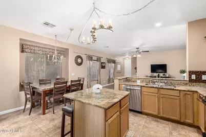 286 E Cheyenne Road, San Tan Valley, AZ 85143 - Photo 10