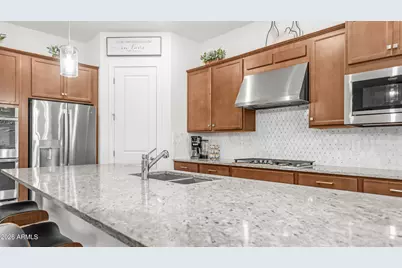 8022 W Northview Avenue, Glendale, AZ 85303 - Photo 8