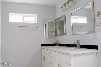 13616 N 41st Place, Phoenix, AZ 85032 - Photo 16