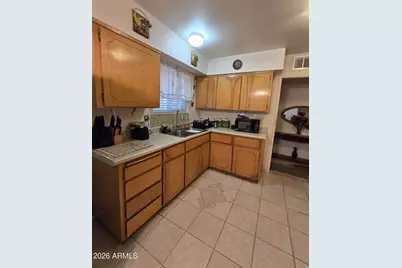 2217 W Wayland Road, Phoenix, AZ 85041 - Photo 6