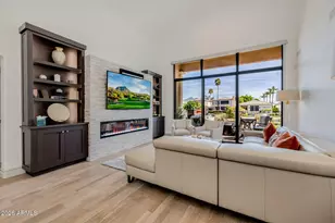 10463 N 101st Pl, Scottsdale, AZ 85258 - Photo 14