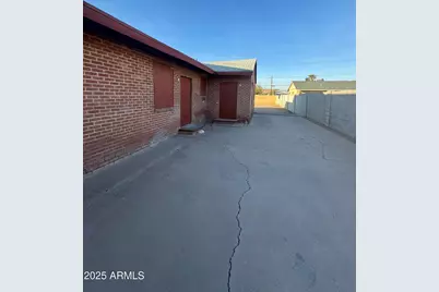 2230 E Taylor Street, Phoenix, AZ 85006 - Photo 2