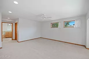 5944 E Calle Del Norte, Phoenix, AZ 85018 - Photo 18