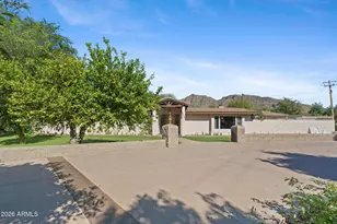 5944 E Calle Del Norte, Phoenix, AZ 85018 - Photo 30