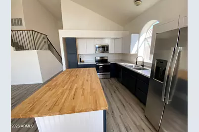 10254 S Hopi Lane, Goodyear, AZ 85338 - Photo 8