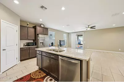 10736 W Bronco Trail, Peoria, AZ 85383 - Photo 12