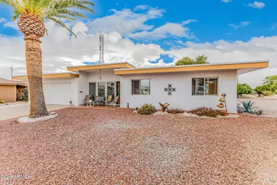 11074 W Winchester Drive, Sun City, AZ 85351 - Photo 2