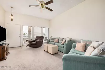 11074 W Winchester Drive, Sun City, AZ 85351 - Photo 8