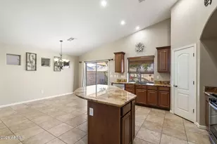 2934 E Quiet Hollow Ln, Phoenix, AZ 85024 - Photo 10