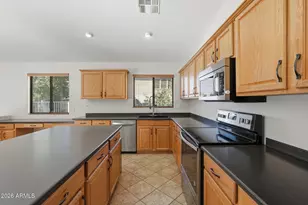 8357 W San Juan Ave, Glendale, AZ 85305 - Photo 12
