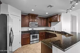 945 E Playa Del Norte Dr, Tempe, AZ 85288 - Photo 4