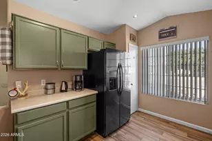 3523 W Saguaro Park Ln, Glendale, AZ 85310 - Photo 6