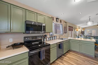 3523 W Saguaro Park Lane, Glendale, AZ 85310 - Photo 8