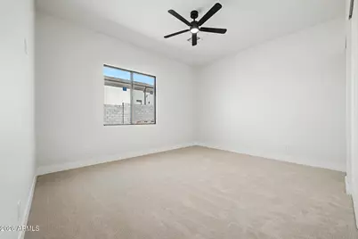 612 E Amber Sun Drive, Phoenix, AZ 85085 - Photo 38