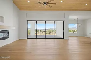 612 E Amber Sun Dr, Phoenix, AZ 85085 - Photo 14