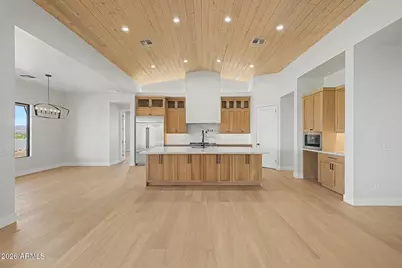 612 E Amber Sun Drive, Phoenix, AZ 85085 - Photo 10