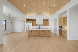 612 E Amber Sun Dr, Phoenix, AZ 85085 - Photo 10