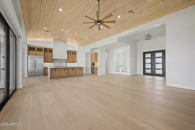 612 E Amber Sun Drive, Phoenix, AZ 85085 - Photo 16