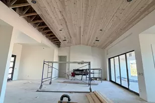 612 E Amber Sun Dr, Phoenix, AZ 85085 - Photo 4