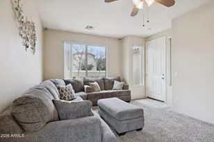 944 S Porter St, Gilbert, AZ 85296 - Photo 4