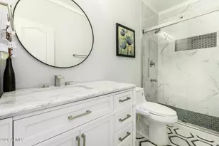 1919 W Bonanza Ln, Phoenix, AZ 85085 - Photo 48