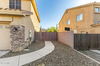 1919 W Bonanza Lane, Phoenix, AZ 85085 - Photo 8