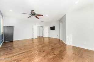 1919 W Bonanza Ln, Phoenix, AZ 85085 - Photo 28