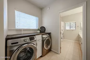 13260 W Palm Ln, Goodyear, AZ 85395 - Photo 36