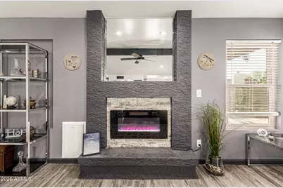 1384 N Carriage Lane, Chandler, AZ 85224 - Photo 6