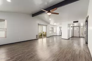 1384 N Carriage Ln, Chandler, AZ 85224 - Photo 28