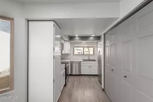 1384 N Carriage Ln, Chandler, AZ 85224 - Photo 10