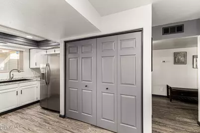 1384 N Carriage Lane, Chandler, AZ 85224 - Photo 14