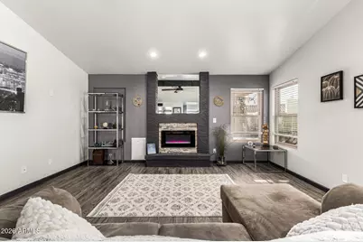 1384 N Carriage Lane, Chandler, AZ 85224 - Photo 4