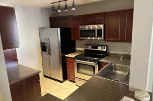 1880 E Morten Ave, Phoenix, AZ 85020 - Photo 4