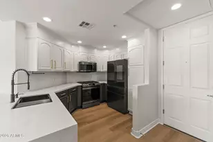 5350 E Deer Valley Dr, Phoenix, AZ 85054 - Photo 6