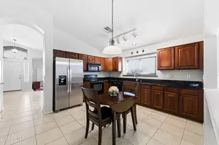 42671 W Anne Ln, Maricopa, AZ 85138 - Photo 10