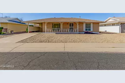 10726 W Camelot Circle, Sun City, AZ 85351 - Photo 2