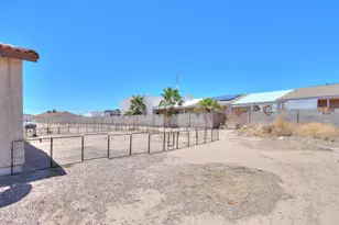 8210 W Concordia Dr, Arizona City, AZ 85123 - Photo 48